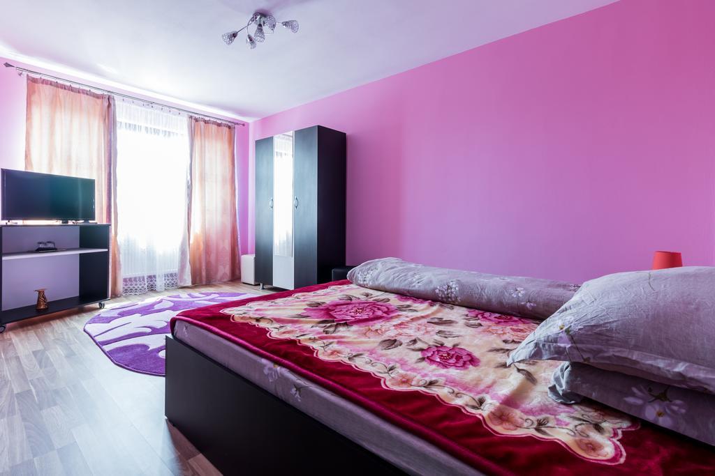 Conacul Lui Bulica Hotel Novaci-Străini Buitenkant foto